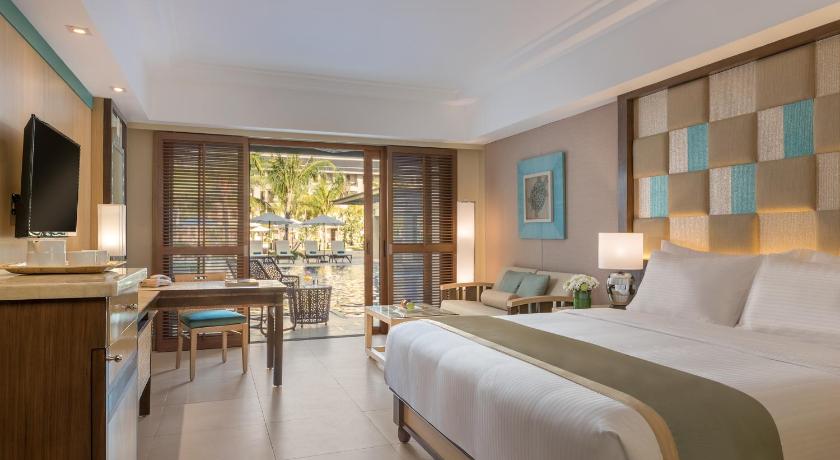 Image of Premier with Direct Pool Access 1