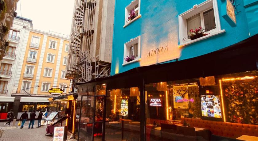 Adora Hotel - image 8