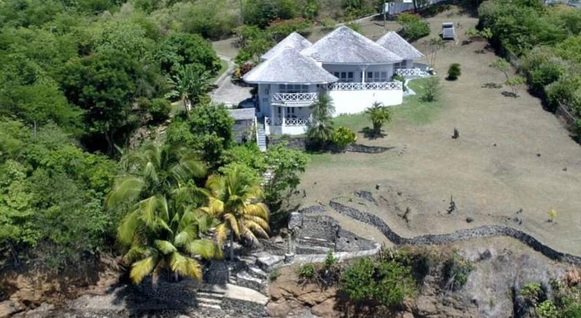 Oceandale Beachfront Villa