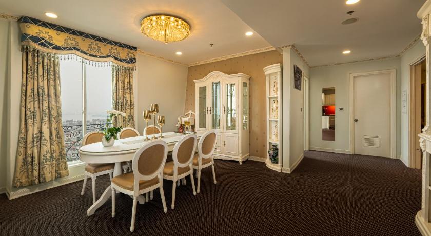 Image of Presidential Suite 5