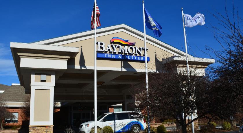 Baymont by Wyndham East Windsor Bradley Airport