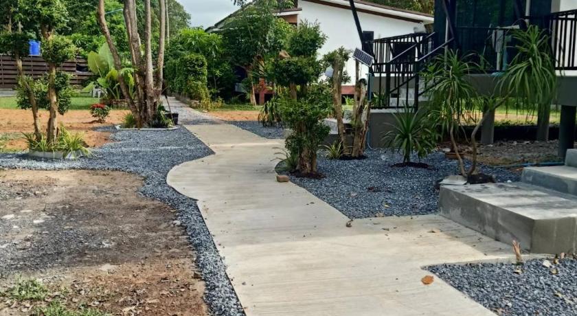 Pra-Ae Lanta Apartment - image 18