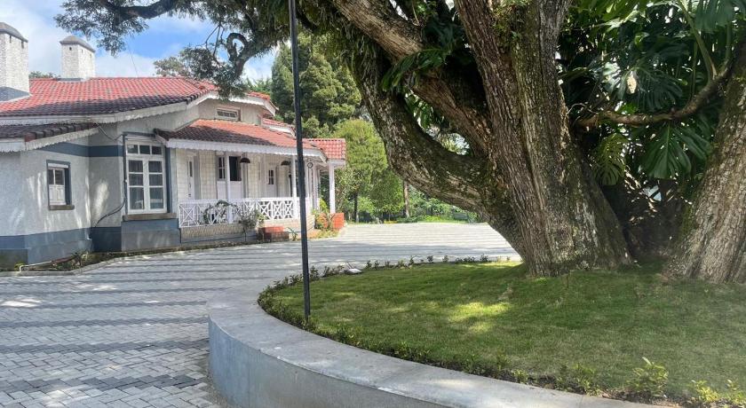 Bruton resorts - image 45