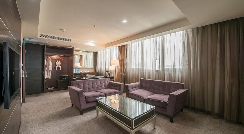 Image of 2 Bedroom Suite Ocean View 5