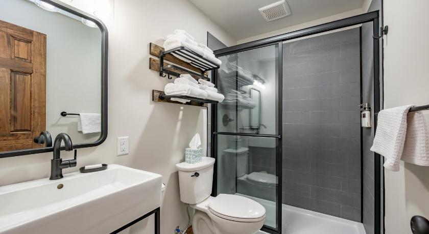 오클랜드 (MD) Cove Creek Lodge 215 Standard Double Queen Room 3성급 숙소 외관