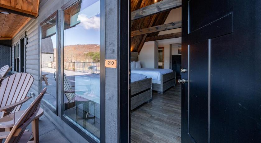 오클랜드 (MD) Cove Creek Lodge 210 Standard Double Queen Fireplace Room 3성급 숙소 외관
