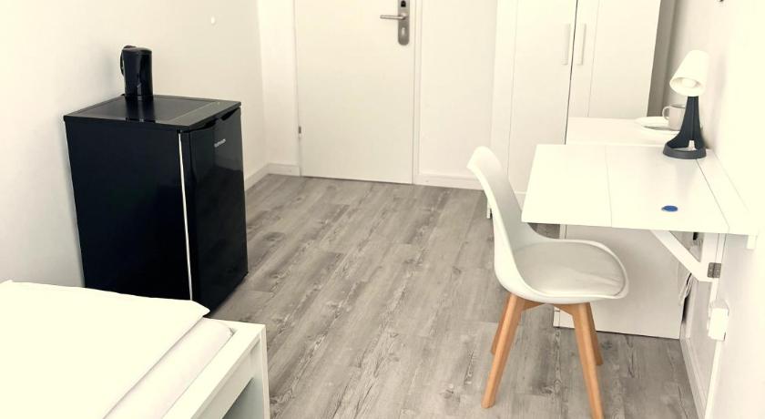 ガルヒング・バイ・ミュンヘン D10 I shared bathrooms&kitchen ホテル スイート