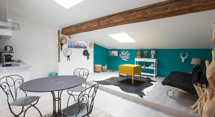 Image of "Albert Pîtres" Superior Double Room 3