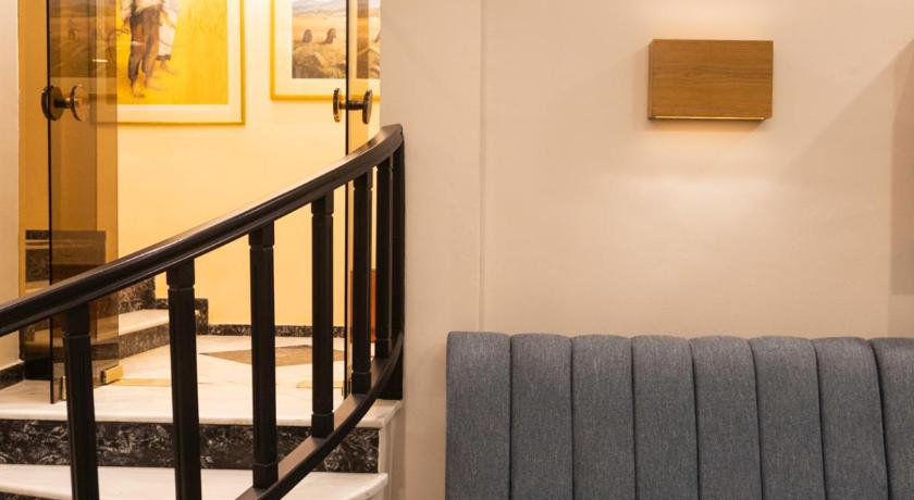 卡尔季察 Hotel Avra 2星级 酒店 大堂