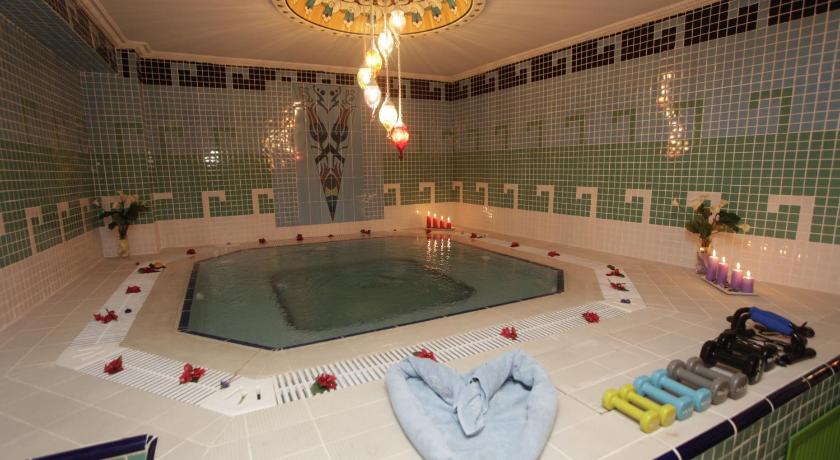 Marmaray Hotel - image 4