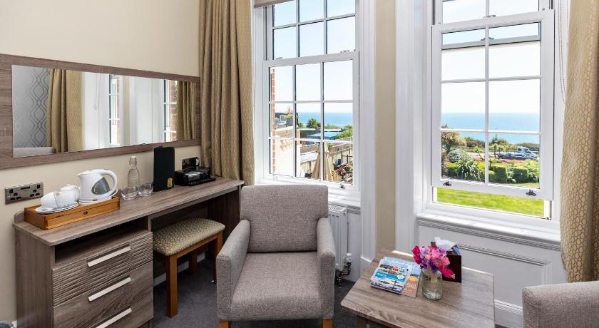 Image of Double or Twin Room with Sea View 1