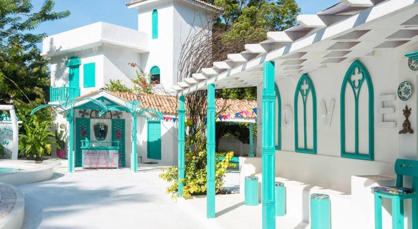 Villa Havana Hues Private Villa - image 25