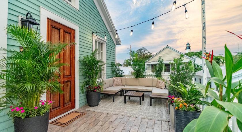 Key West Tortugas Harbor Light Suite 4-Star Accommodation room