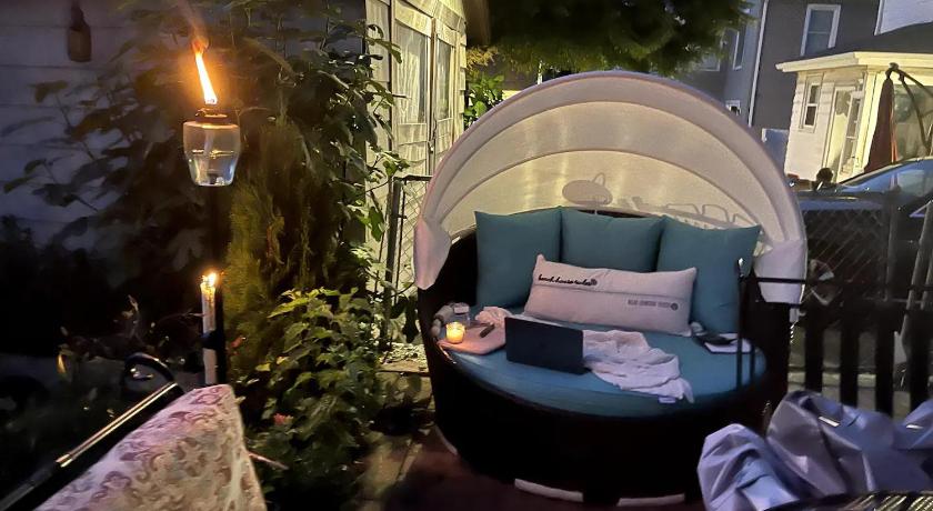 스탬퍼드 (CT) Gem by the water with firepit & all fenced backyard 2 Bedrooms 4성급 숙소 외관