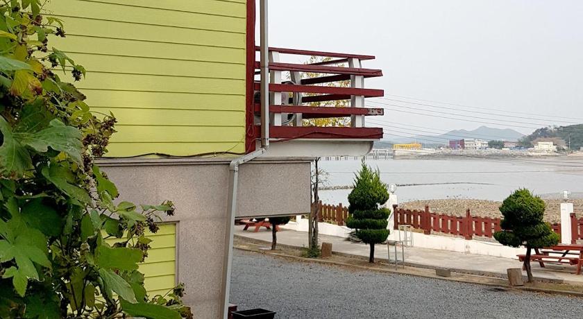 保宁 Blue Heights 2星级 民宿 客房