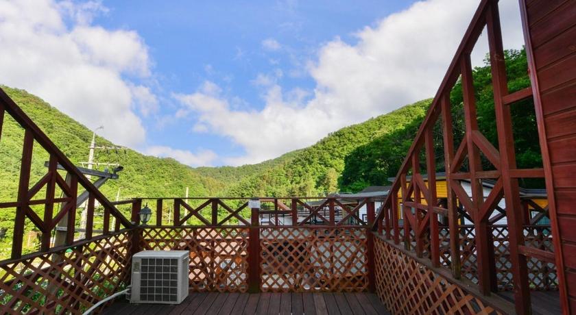 가평 가평 용추사랑펜션 (Gapyeong Yongchu Love Pension) 2성급 게스트하우스 레스토랑