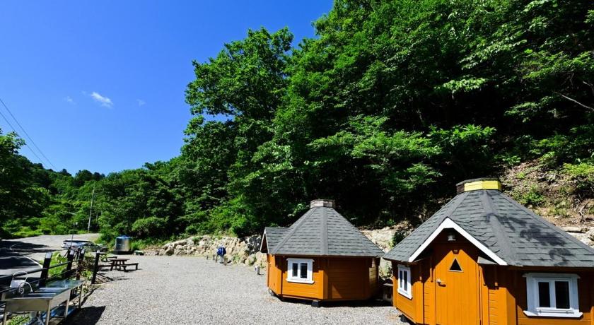 가평 숲속 다람쥐 펜션 (Forest Squirrel Pension) 3성급 게스트하우스 외관