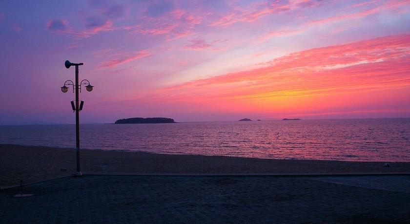 부안 부안 마루 펜션 (Buan Maru Pension) 2성급 게스트하우스 수영장