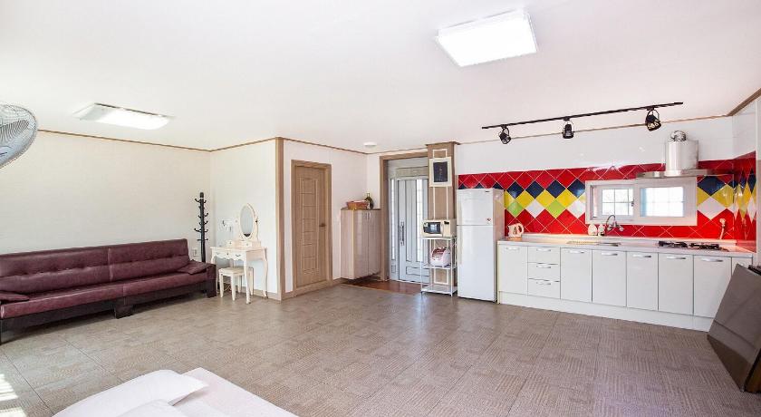 태안 포근한 펜션 (Poeguenhan Pension) 2성급 게스트하우스 스위트룸