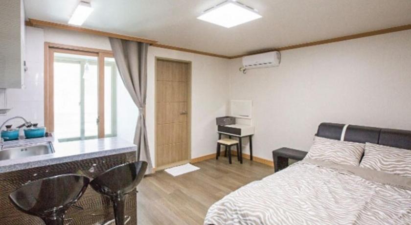 Ulsan Ulsan Ghanjeolgot Suhocheonsa Pension 2-Star Guesthouse room