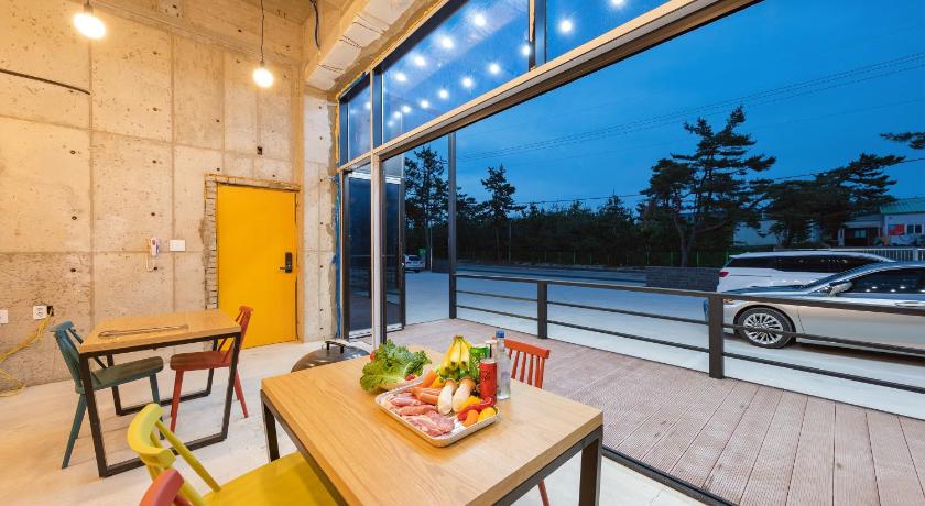 Gangneung Gangneung Good day Poolvilla 3-Star Guesthouse restaurant