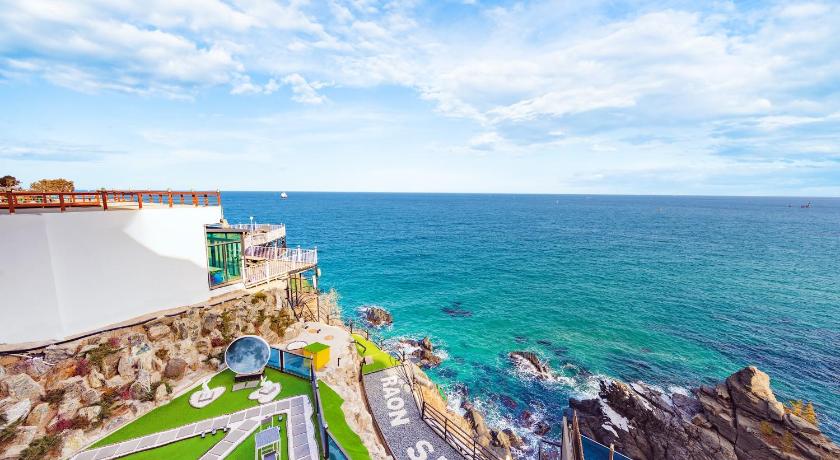 三陟 Samcheok Laon Spa Pension 4星级 酒店 大堂