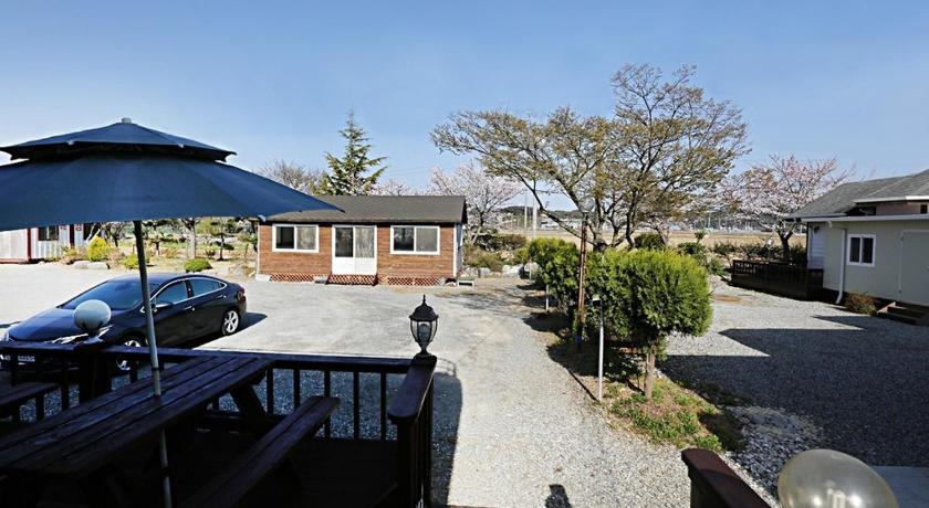 泰安 Cheongsachorong Pension Gapyeong 2つ星 ゲストハウス レストラン