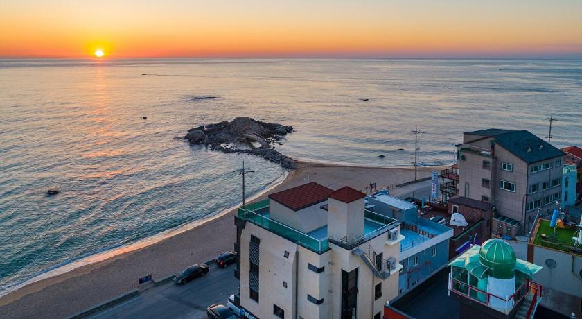 江陵 Gangneung Dolgorae Spa Pension 3つ星 ゲストハウス 施設