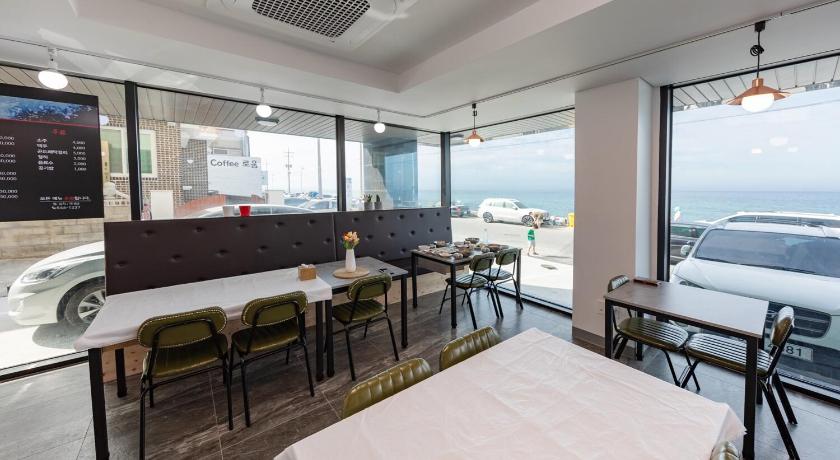 江陵 Gangneung Dolgorae Spa Pension 3つ星 ゲストハウス 外観