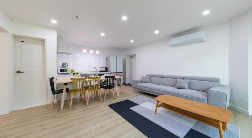 江陵 Gangneung Chunja Yeoinsook 3つ星 ゲストハウス 客室