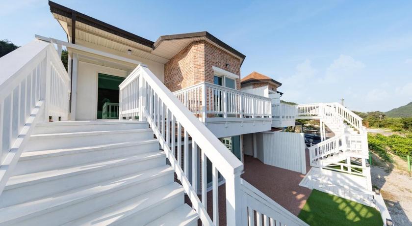 江陵 Gangneung Chunja Yeoinsook 3つ星 ゲストハウス スイート