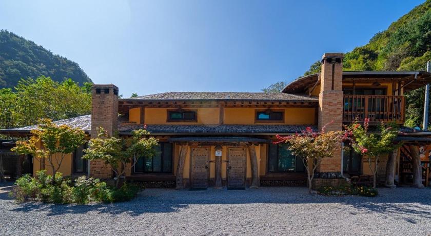 宁越 Kim Satgat Heukjib Yiyagi 3星级 民宿 外观