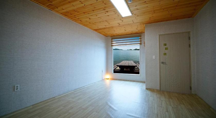 扶安 wido cinhwangyeongpensyeon 2つ星 ゲストハウス ロビー