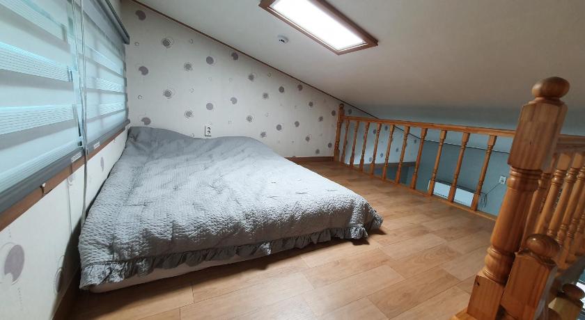 Image of Double Room with Mountain View 5 10