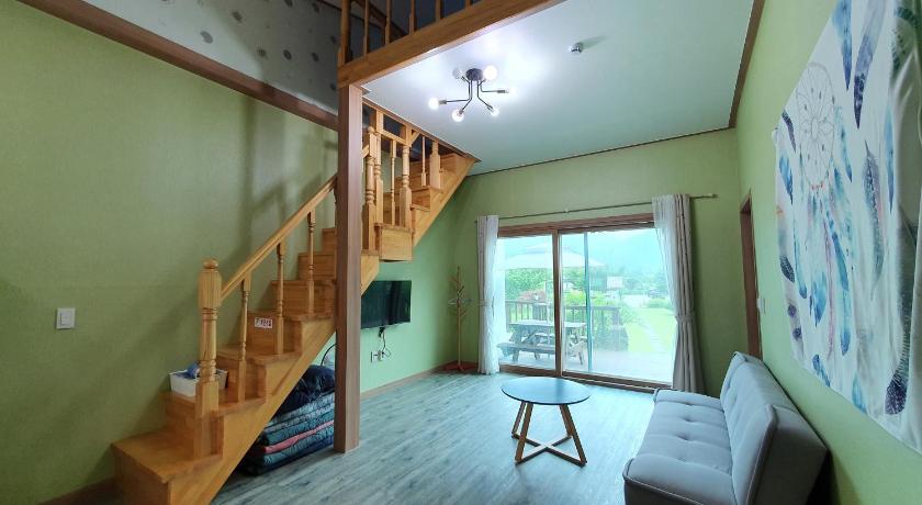 Image of Double Room with Mountain View 5 7