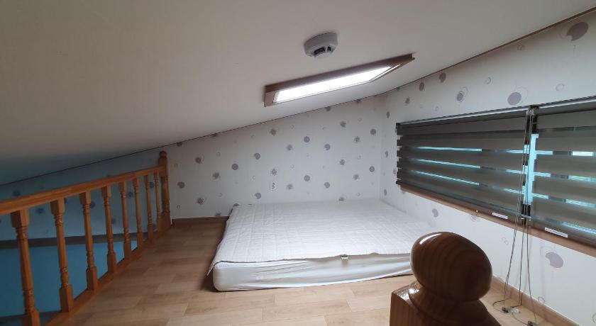 Image of Double Room with Mountain View 5 16