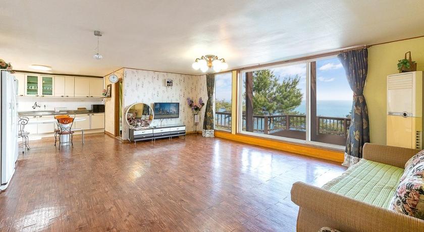 泰安 Badasol Fragrance Pension 3つ星 ゲストハウス スイート