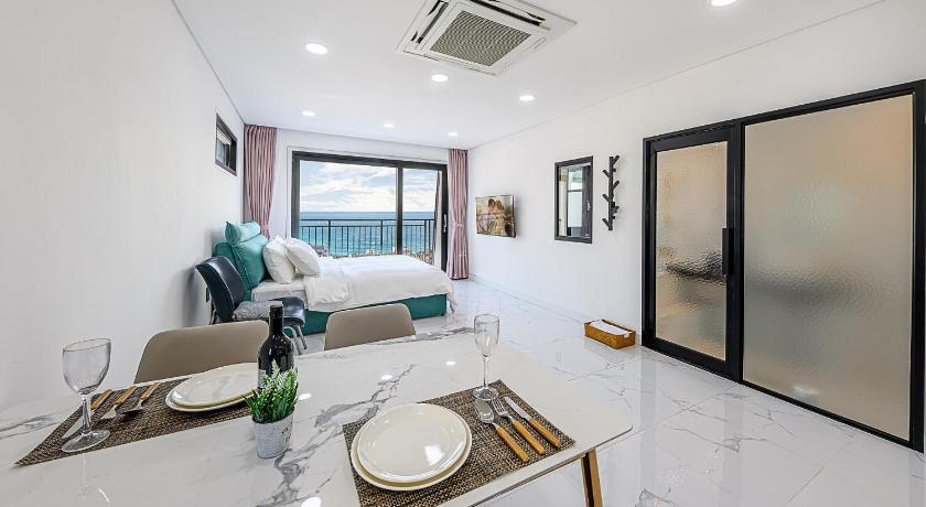 巨济 2020 April brand new stonecove pension 3星级 民宿 景观