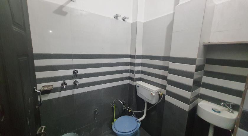 Tulsi Ganga Hostel
