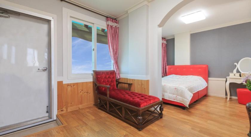 Image of Triple Room 2 3