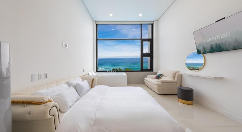 江陵 Gangneung Merview Oceanview Spapension 2つ星 ゲストハウス レストラン