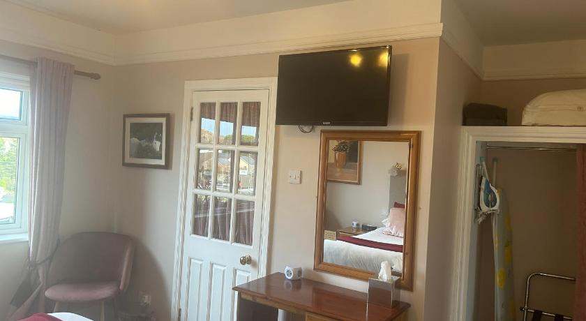 Image of Two-Bedroom Apartment 12