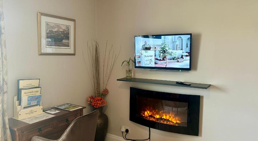 Image of One-Bedroom Apartment 6