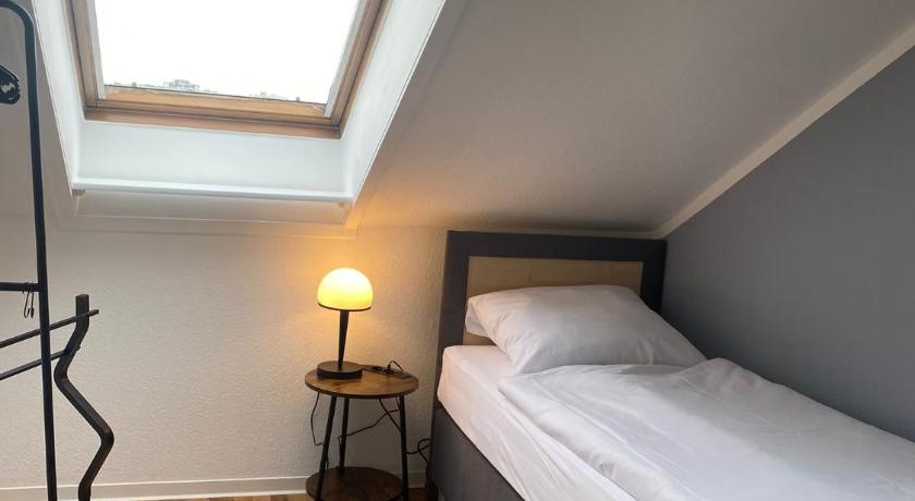 Komfortables Apartment, Ihr Zuhause auf Zeit mit 3 Schlafzimmern, 2 Balkonen, Netflix & 24h Check-In