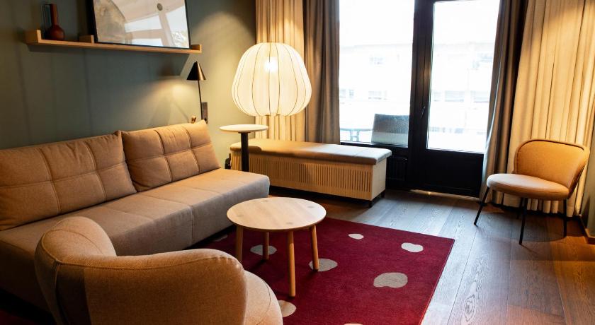 Image of Family Room with sofa bed 0