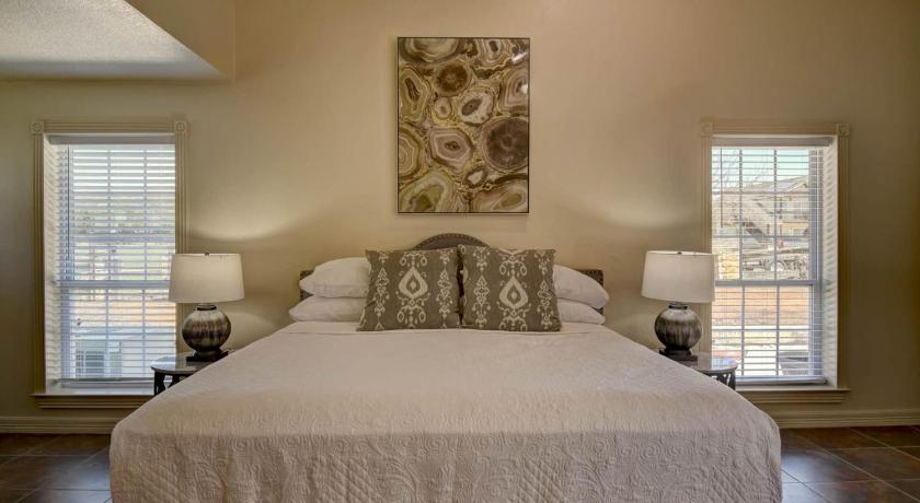 헌트 (TX) Casa Blanca in Texas Hill Country 4성급 숙소 스위트룸