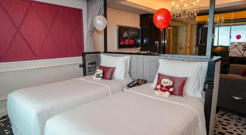 Image of Superior Room 3