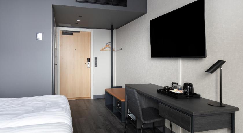 Image of Standard Twin Room 5