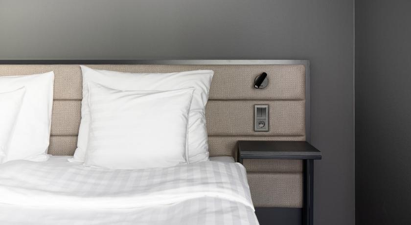 Image of Superior King Room 5