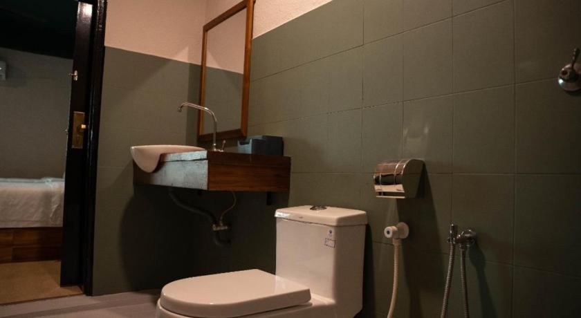 바투 파핫 Room V Jalan Sultanah By SECOM 3성급 호텔 외관